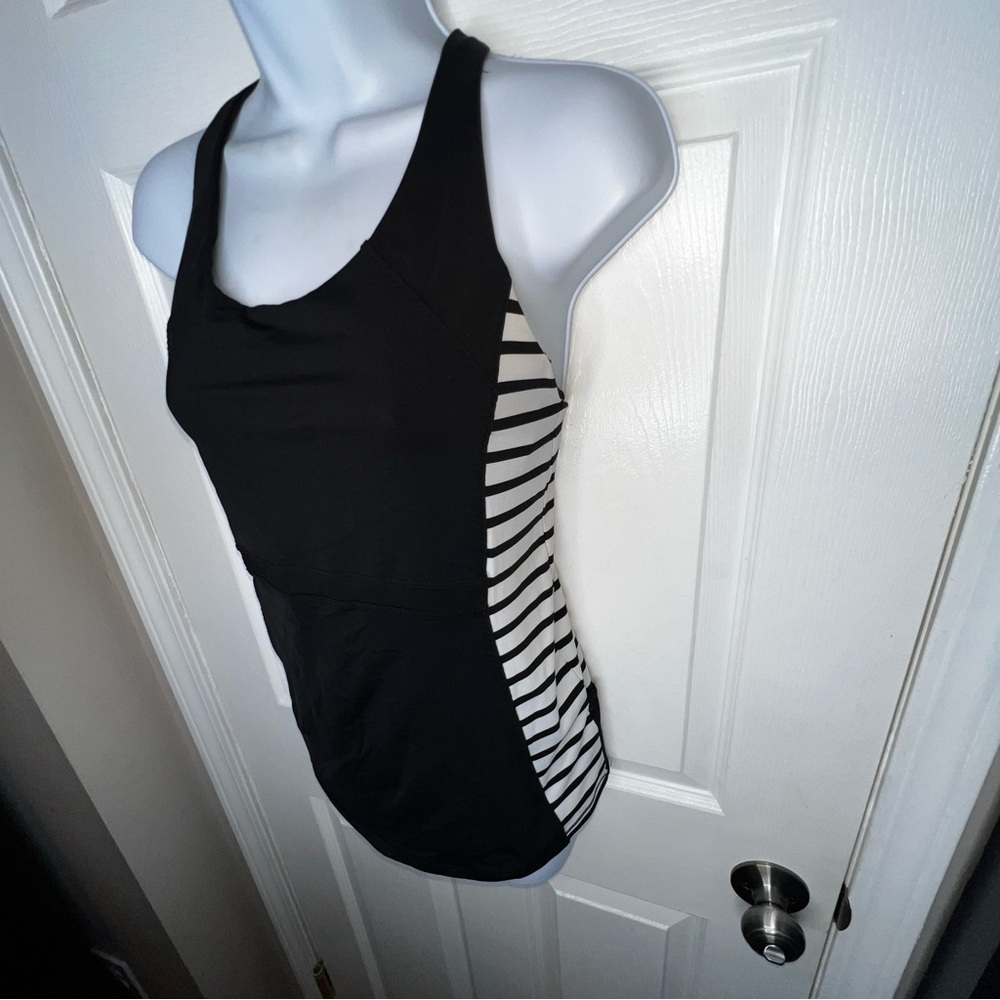 Athleta Women’s Small Stripe Ace Racer Tank Top Black White S Style 627030 Yoga - Picture 6 of 16